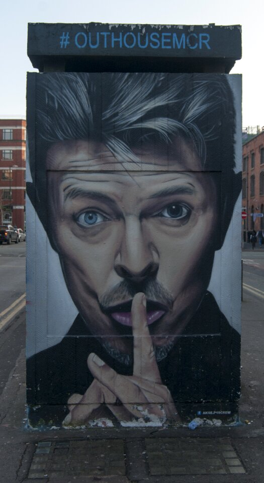 Graffiti artist temporary installation spray art