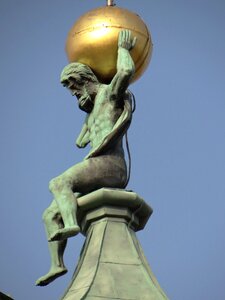 Wilanów monument golden ball photo