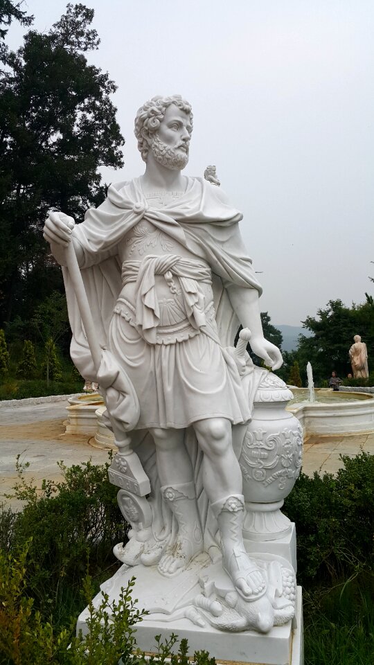 Statue man mythology