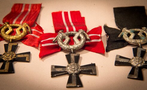 Cross war hero