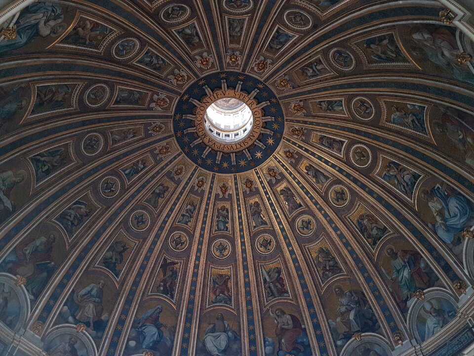 Vatican san pedro explosion
