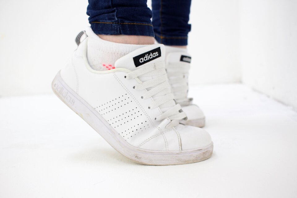 White trainers feet foot