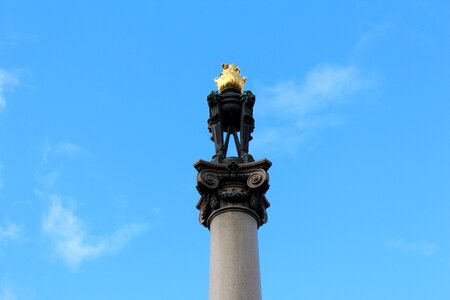 The flame monument sky