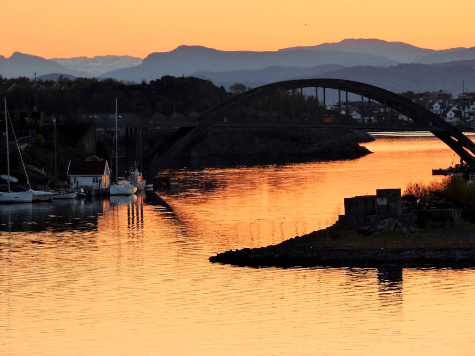 Sunrise norway port