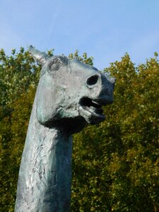 Horse monument monument