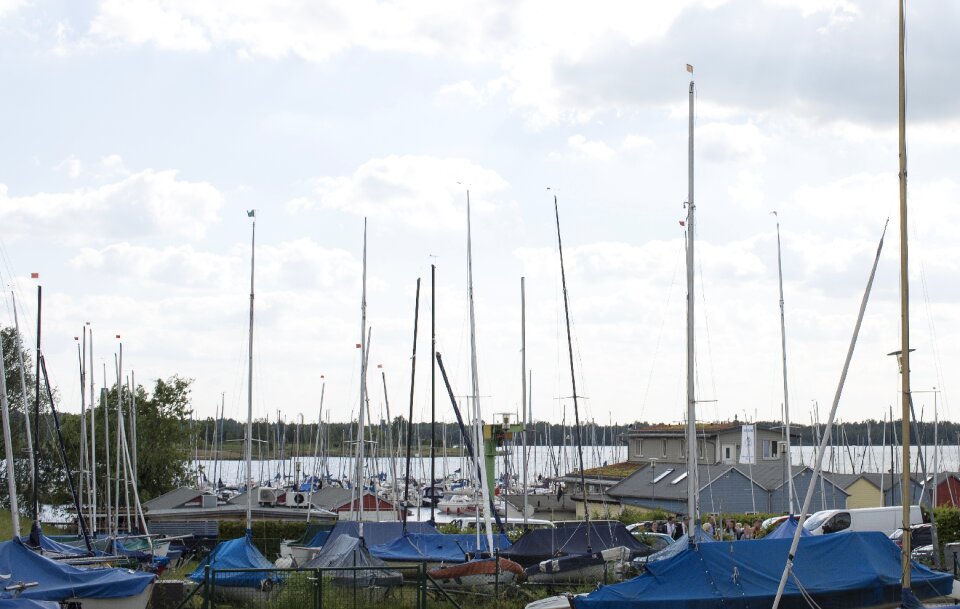 Anchorage lake ship