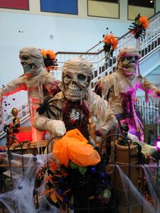 Mummy mummies