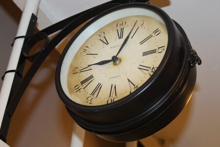 Vintage old hour