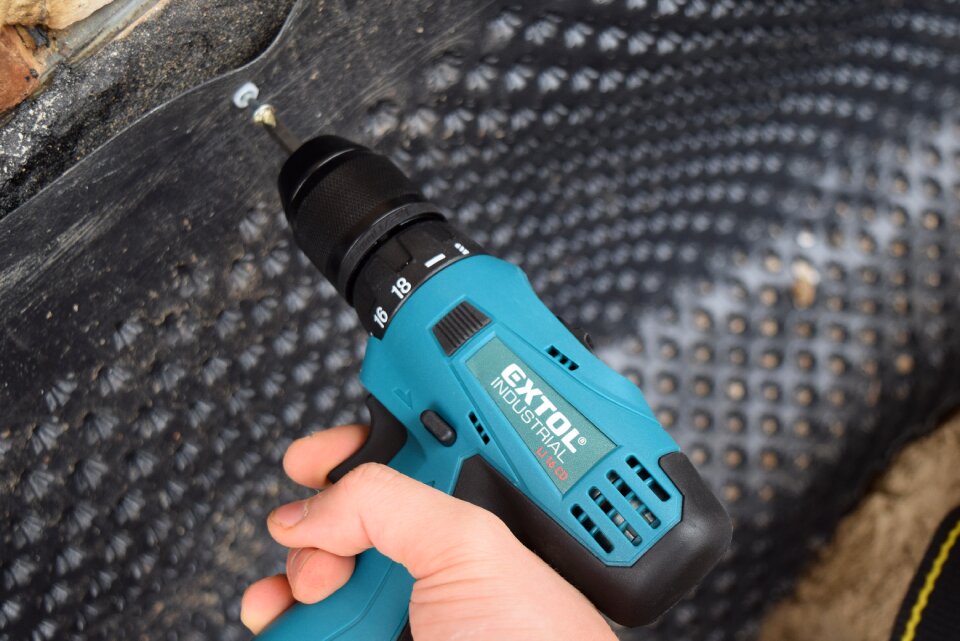 Tools insulation drilling