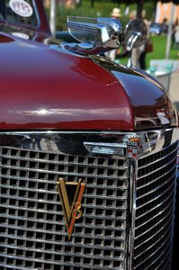 V8 automotive american photo
