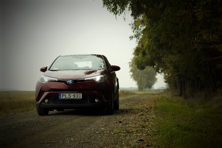 Toyota c-hr hybrid