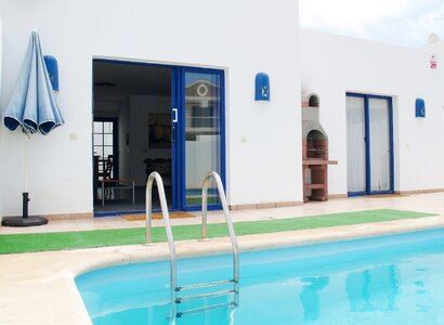Lanzarote villas travel