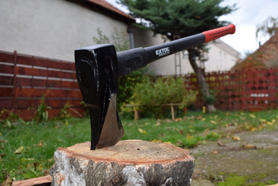 Preparation of the wood winter chop wood
