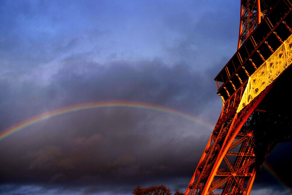 France tower sky