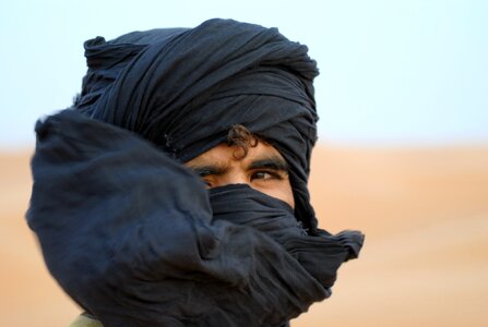 Headwear arabic turban photo