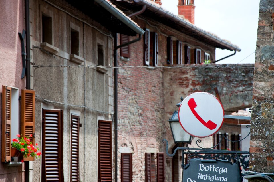 Walls borgo village
