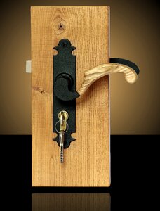 Door handle open wood