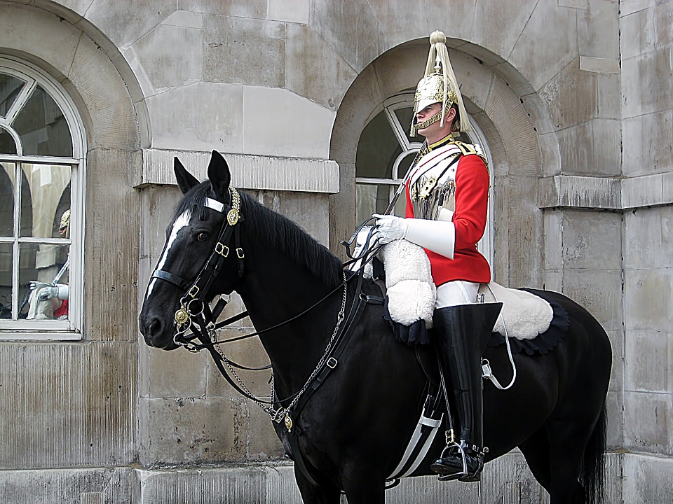 Guard london english