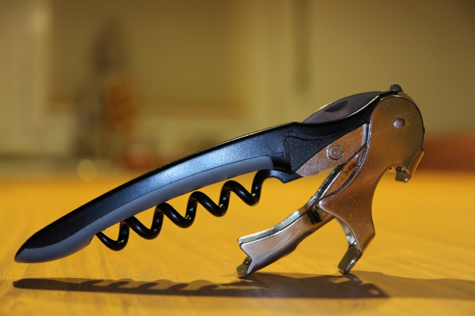Corkscrew uncork bottle opener