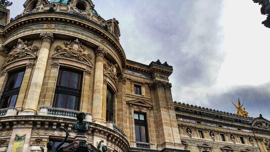 Parisien tourism france photo