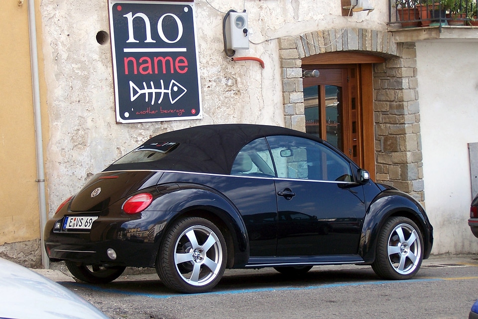 Volkswagen black no name