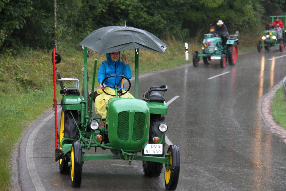 Agriculture tractors tug