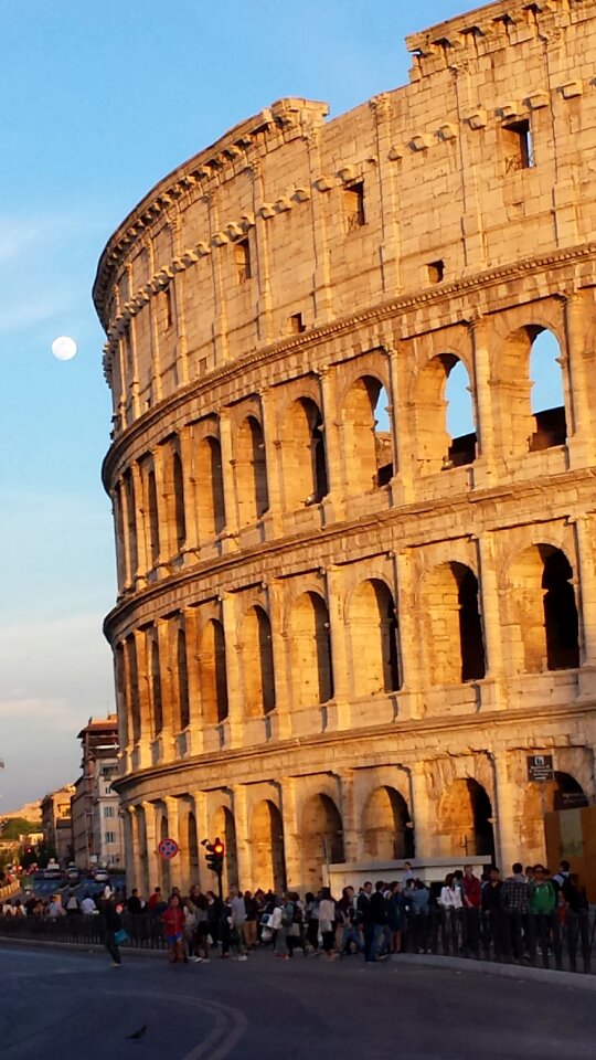 Roma architecture ancient