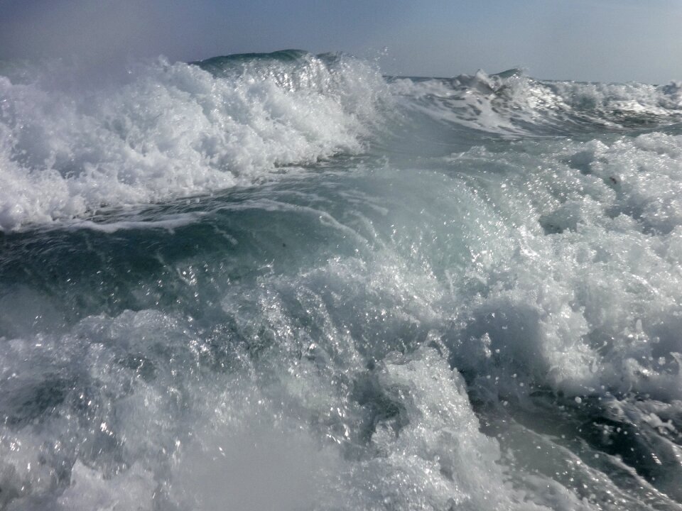 Coast wave windy