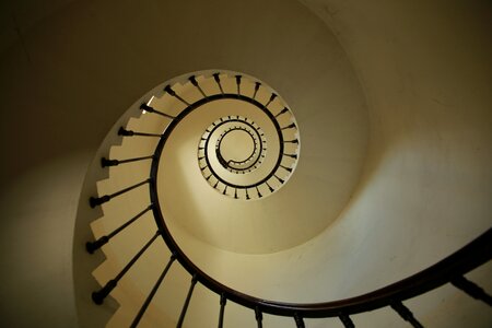 Staircase whirlpool lighthouse