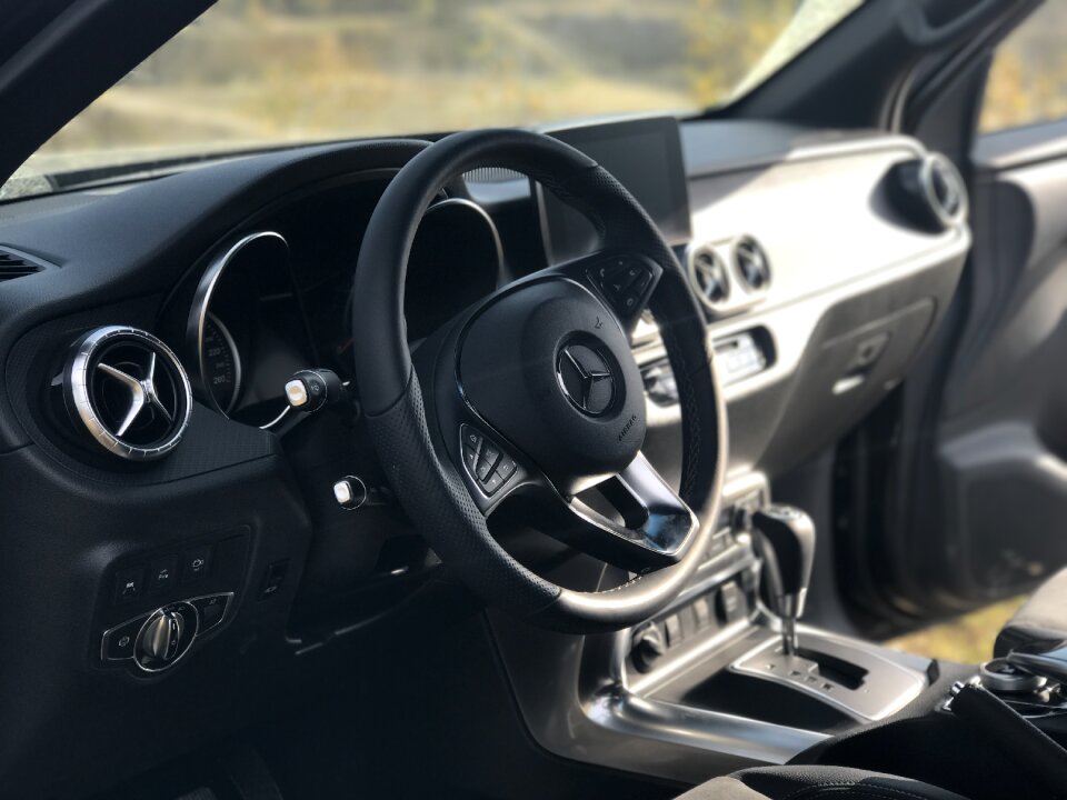 Dashboard steering wheel dashboards