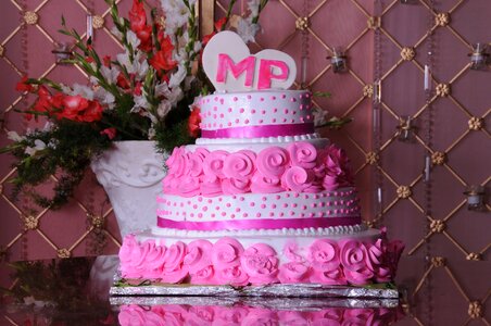 Pink cake marrage cake photo