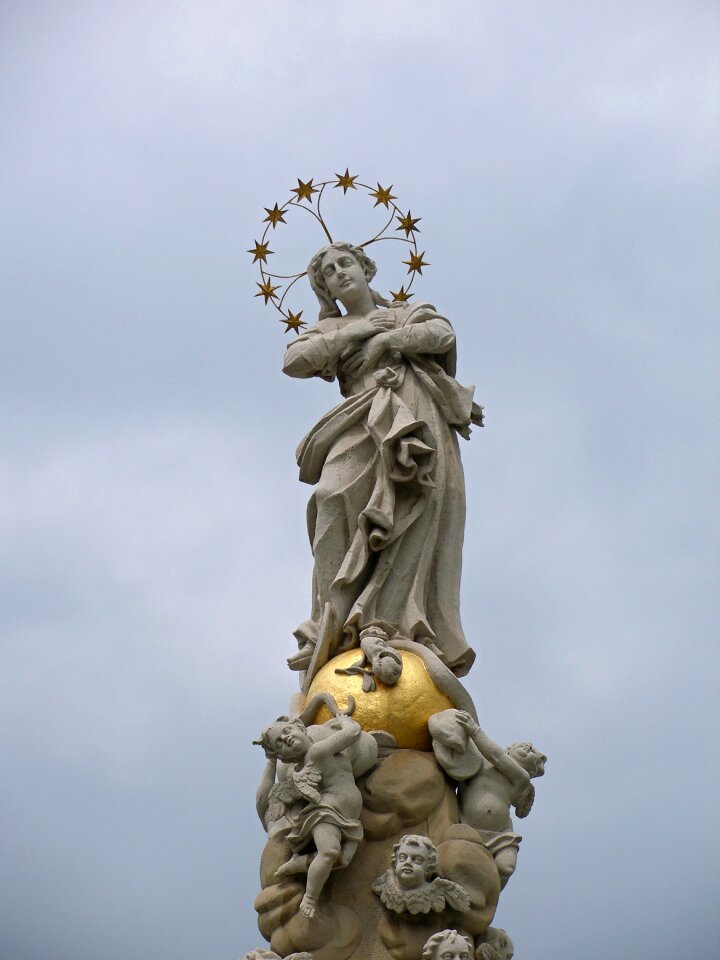 Faith the statue of christianity