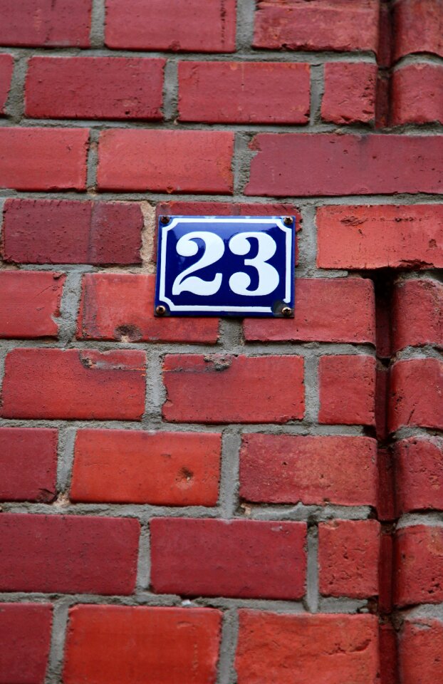 23 metal house entrance