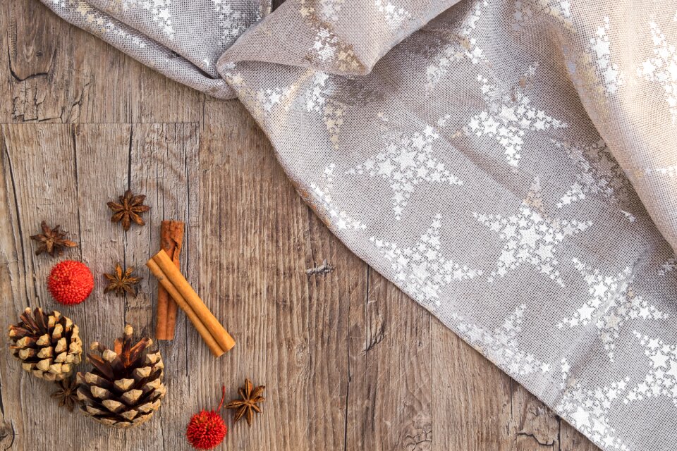 Cinnamon sticks anise star anise