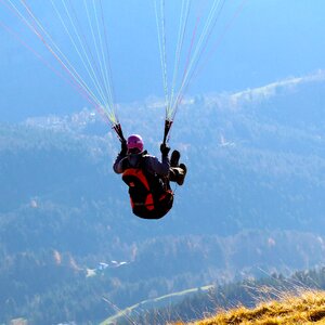 Special roof autumn paraglider