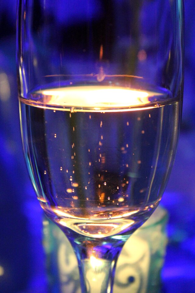 Shiny drink party