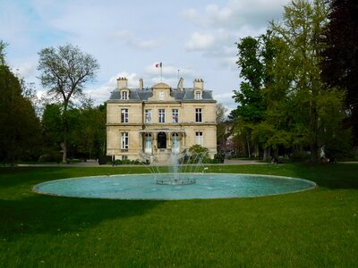 France park fountain