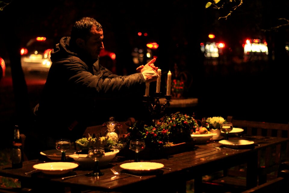 Wet candles kindle