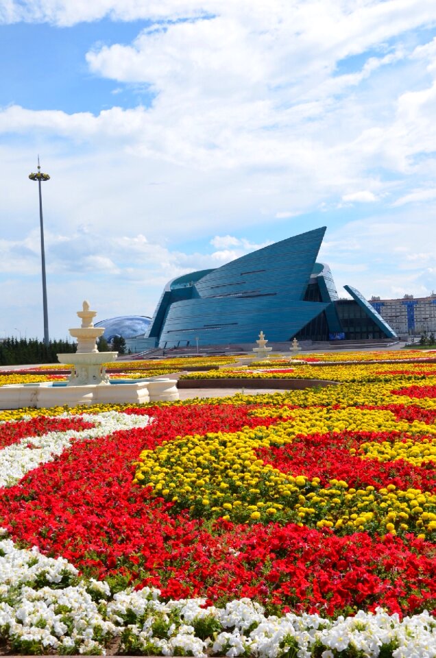Architecture flowers travel