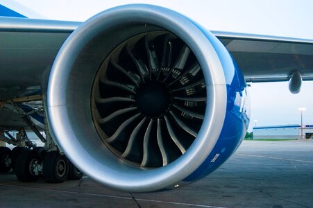 8f airport aircraft flying