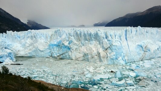 Patagonia ice calafate photo