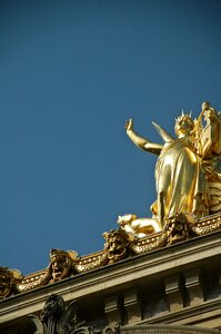 Statue travel architecture