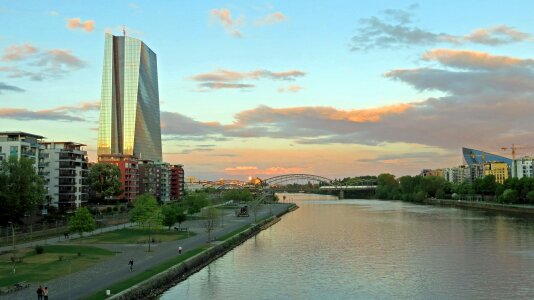 Skyscraper bank euro