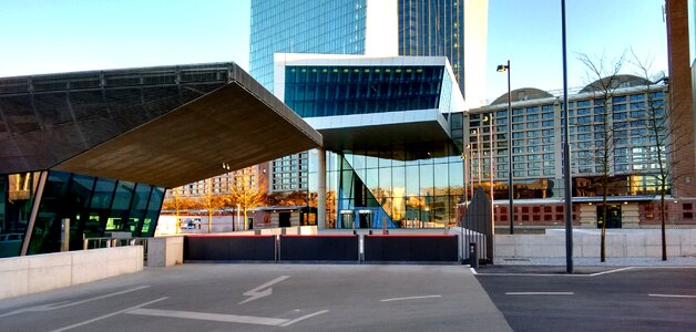 Euro skyscraper frankfurt