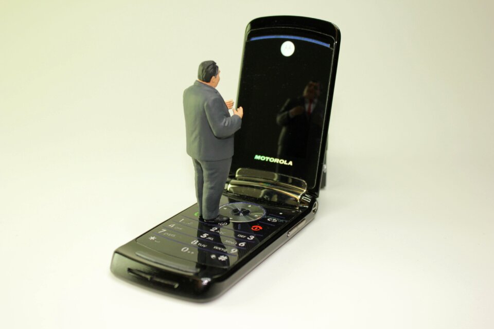 Mirror image gabriel figure policy