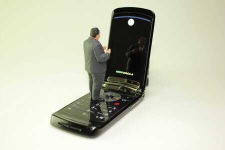 Mirror image gabriel figure policy