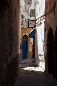 Essaouira shadow door
