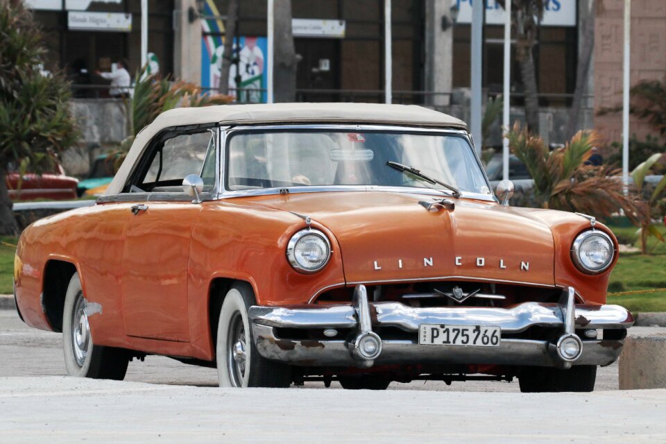 Lincoln orange classic