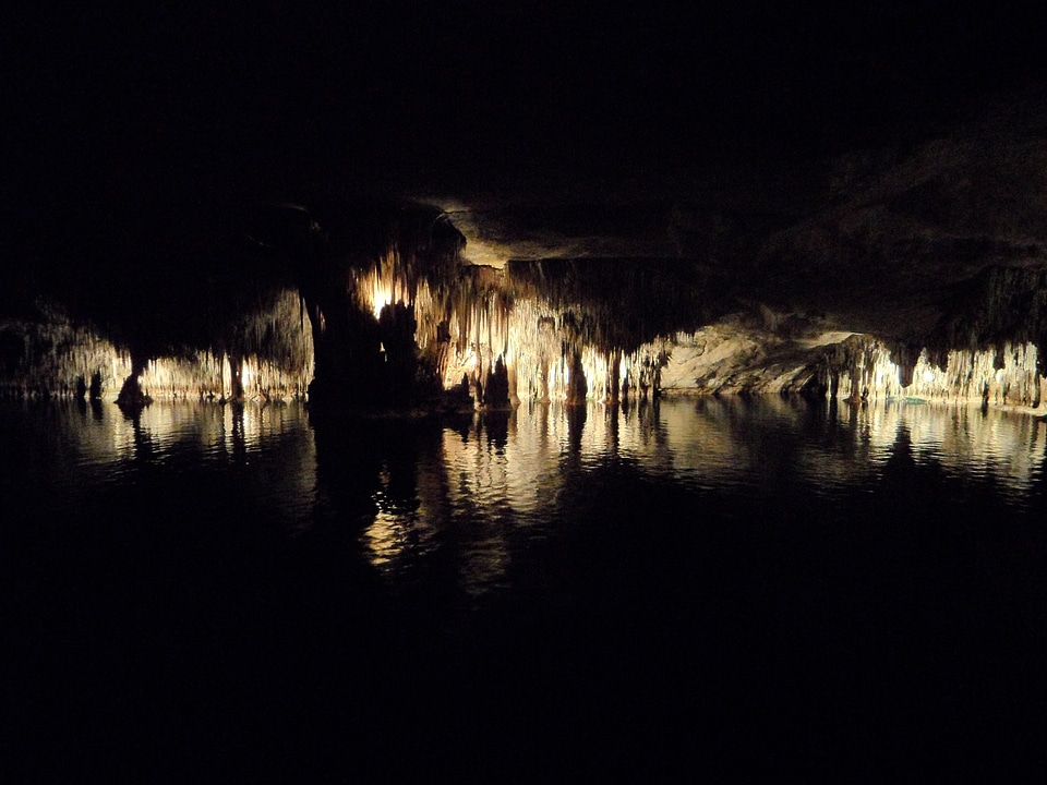 Stalagmites speleothems stalactites
