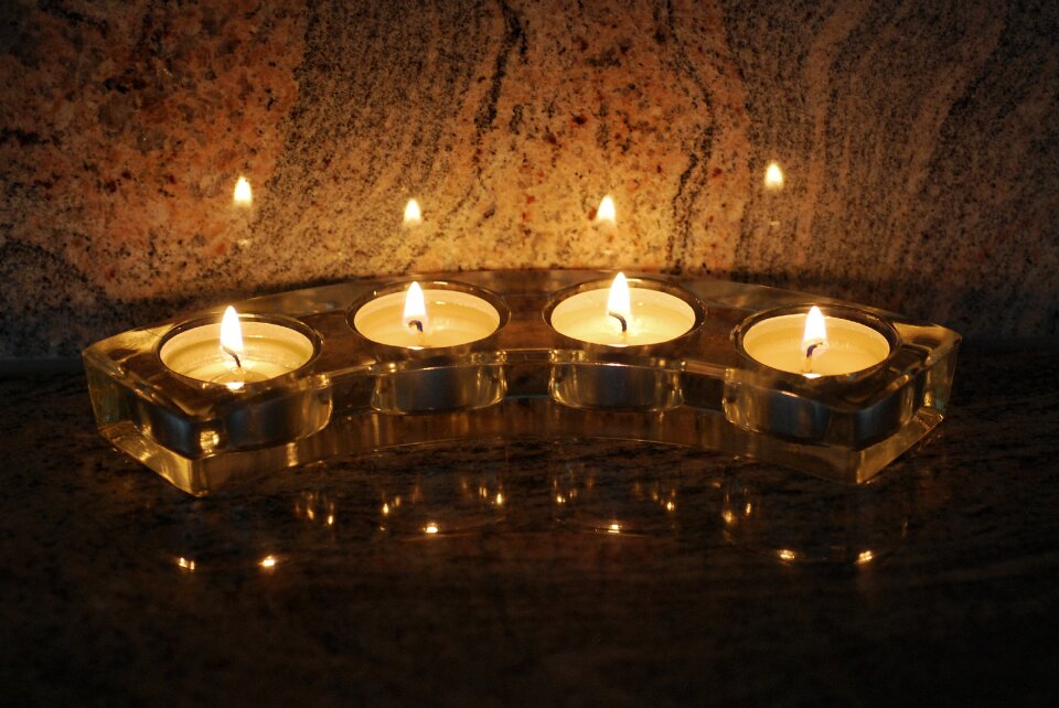Mirroring flame granite